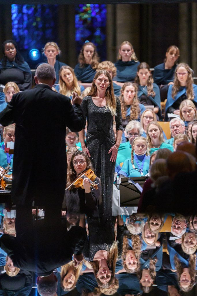Amy singing ‘Ach, ich fuhls’ with the Southbank Sinfonia, conducted by Simon Over. Gala Concert to celebrate the 30th Anniversary of Salisbury Cathedral Girls Choir. 9th October 2021 Photo: Ash Mills